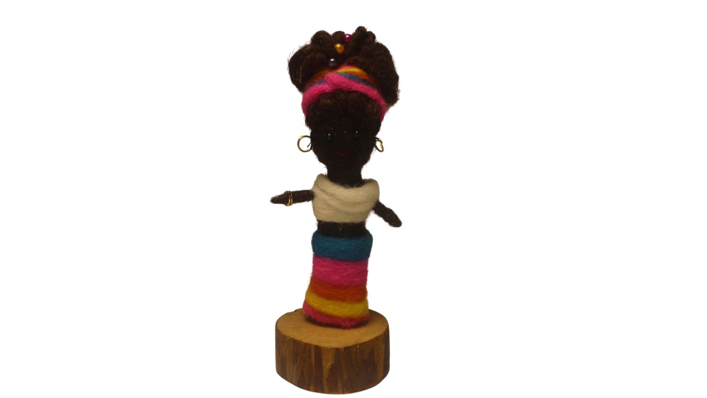 Pieza Decorativa Muñeca Tejida en Lana